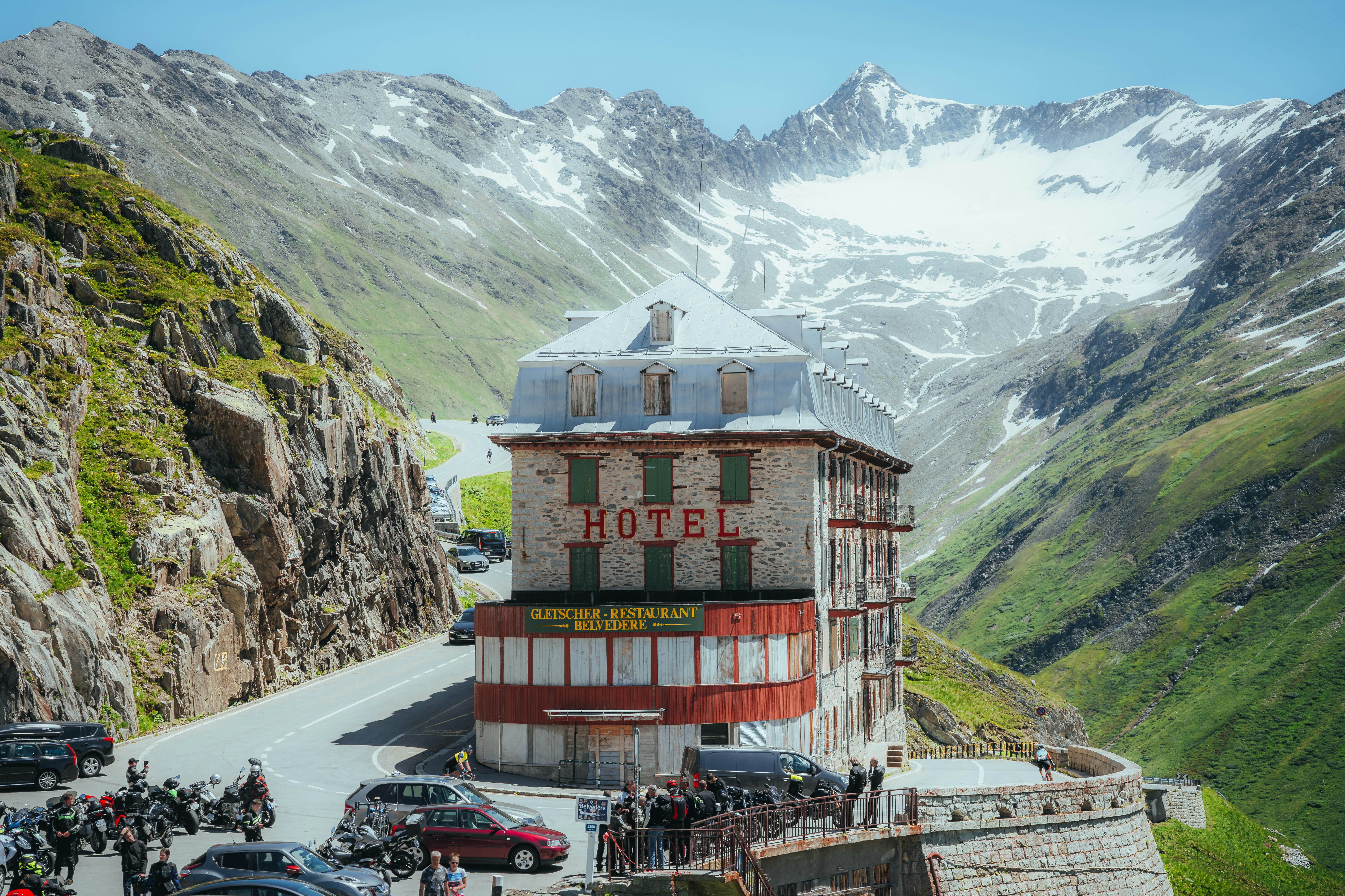 Exklusives Hotel in den Alpen