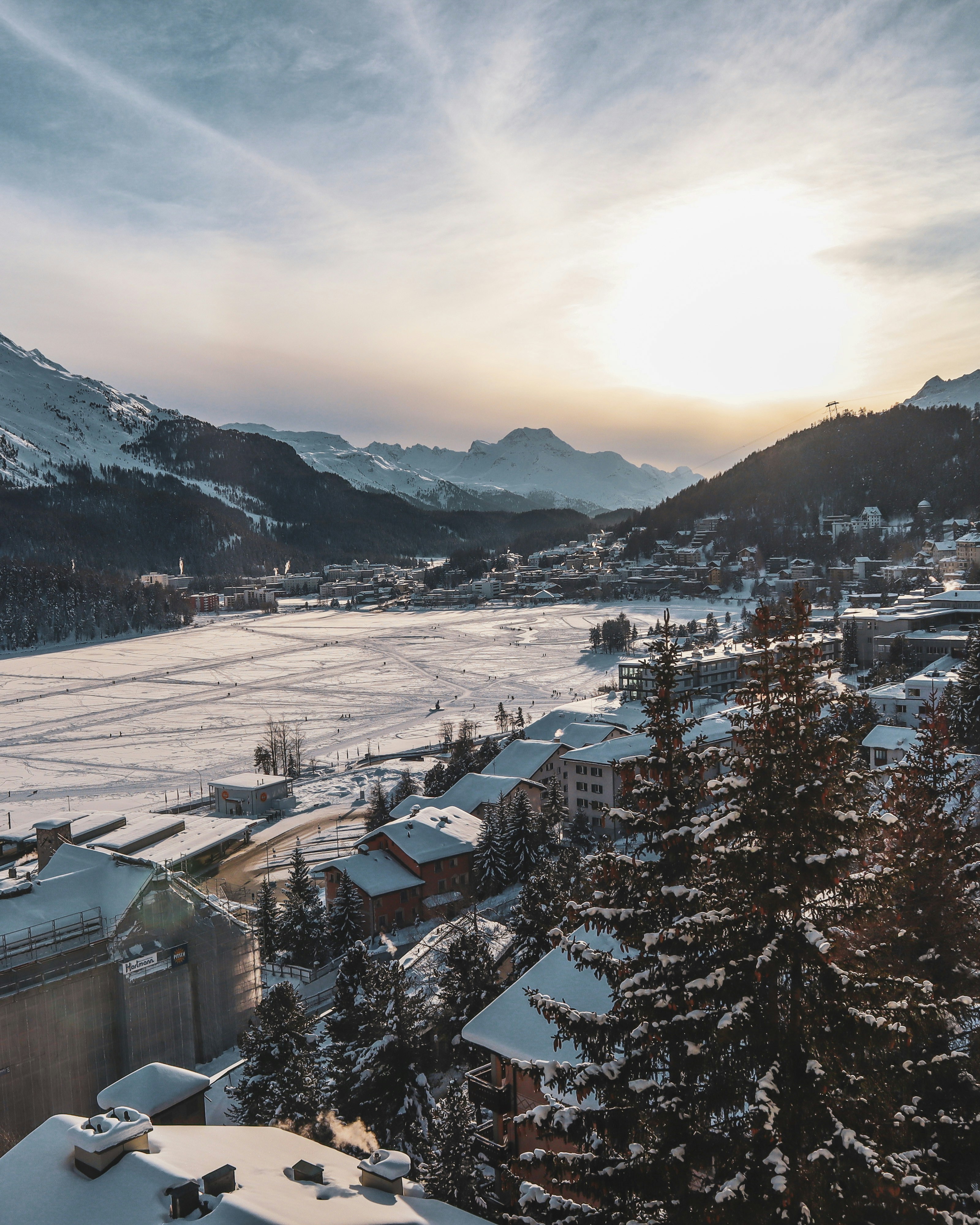 St. Moritz und Schweizer Alpen